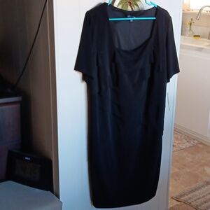 AGB black NWT layer front midi dress 20w